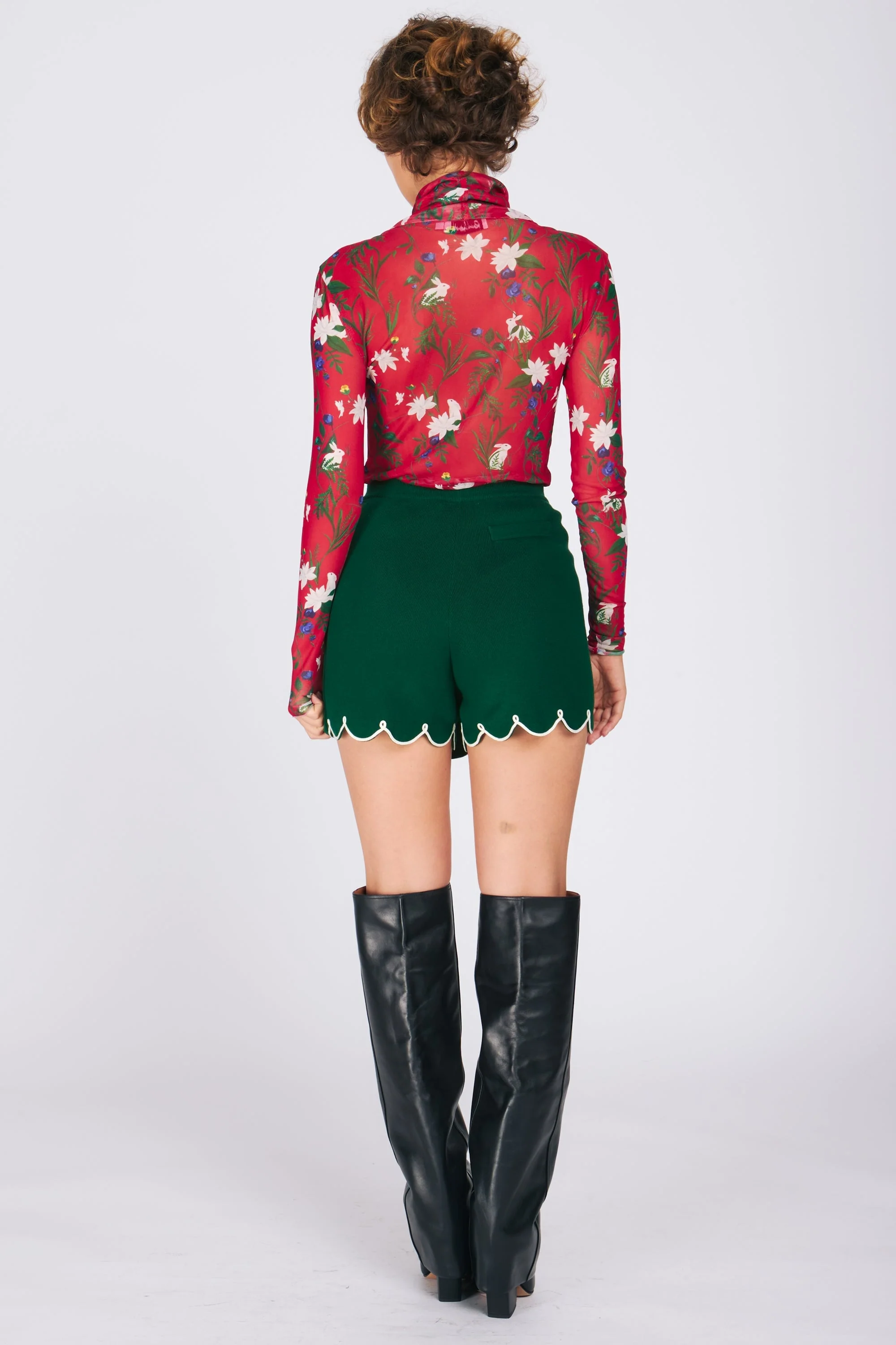 LILLIAN TURTLENECK RABBIT FLORAL - Image 6