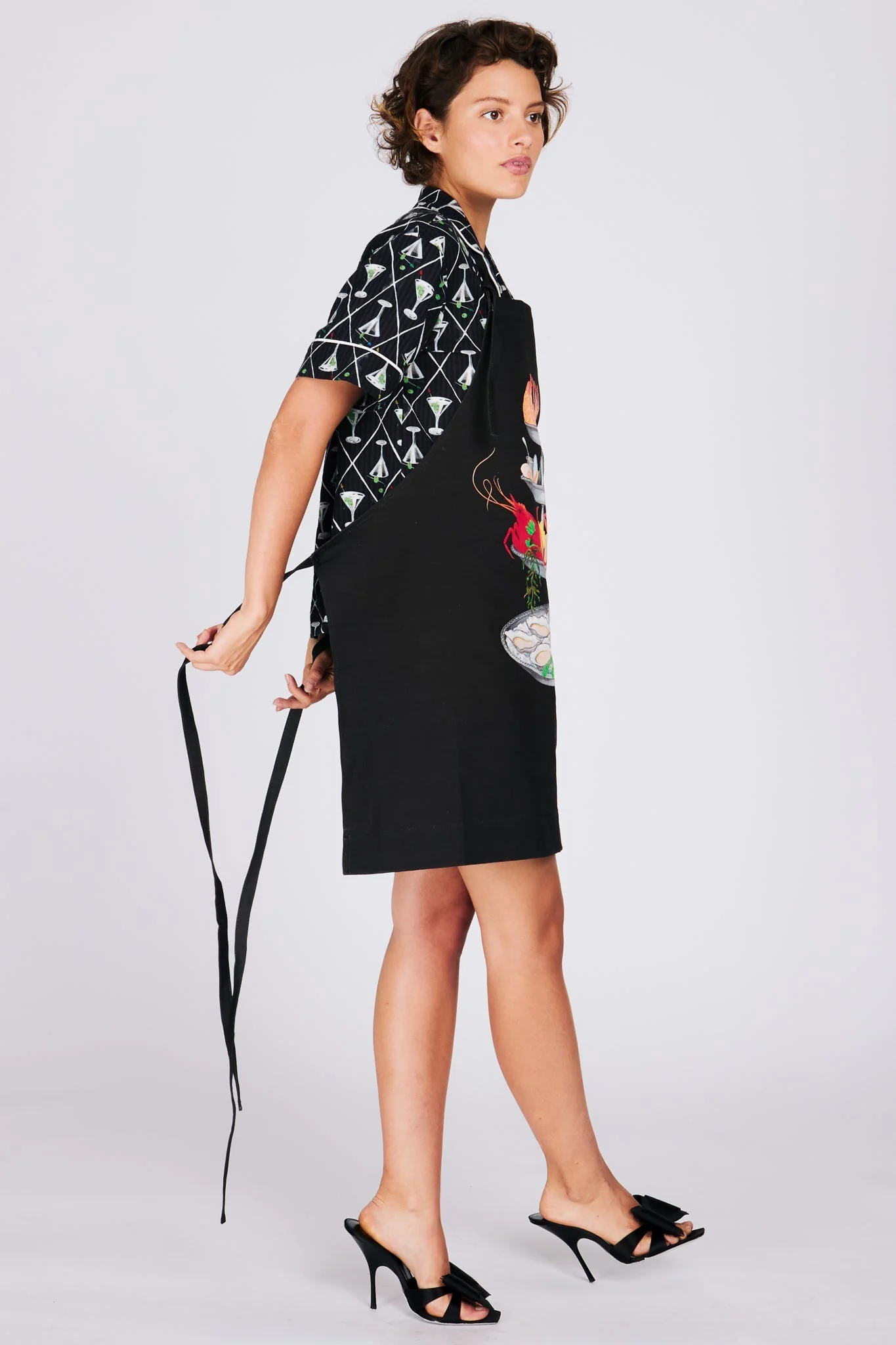 SEAFOOD TOWER APRON - Image 3